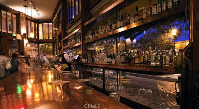 $3,910 | 150 Van Ness Avenue, Unit 1222, San Francisco, CA 94102