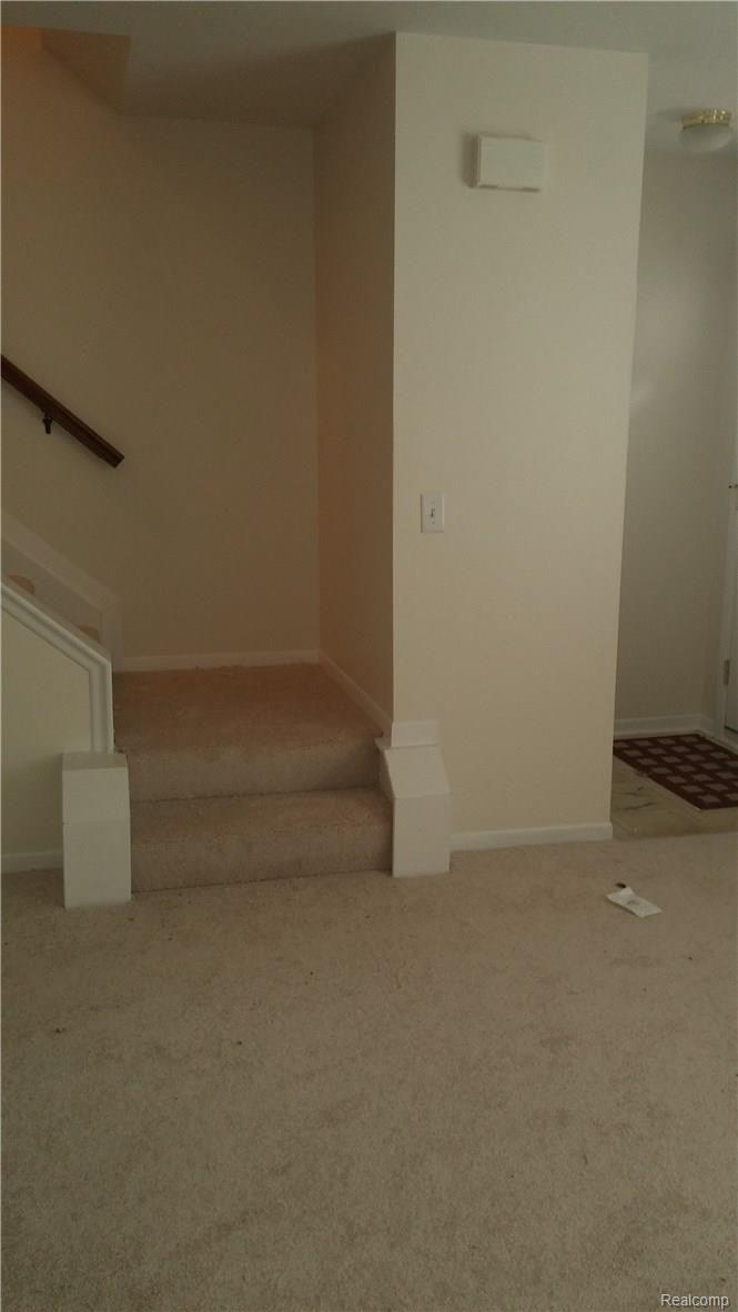 1123 Tienken Court, Unit 11 Rochester, MI 48306 - Photo 13 of 19 0623161512a.jpg