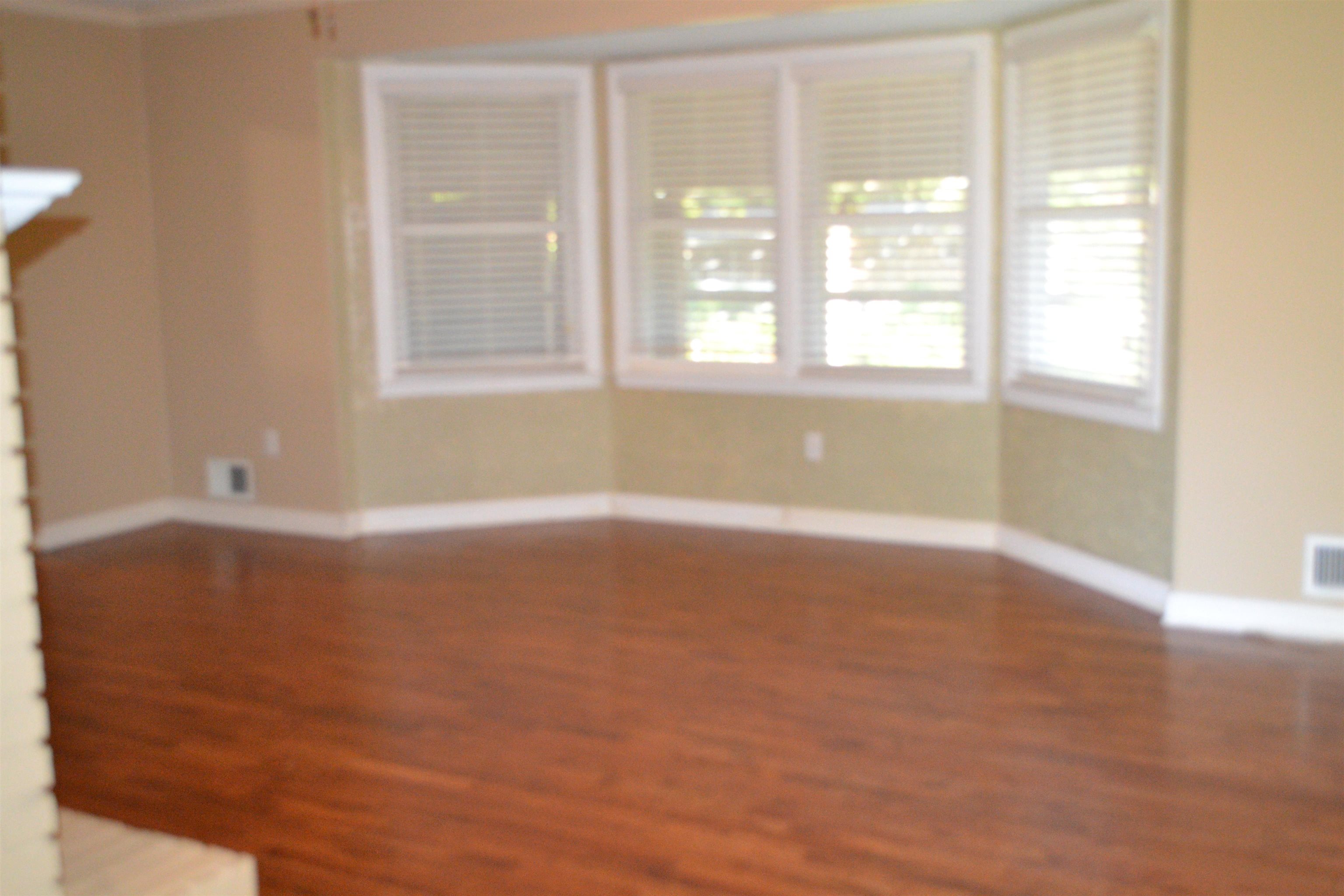 431 Farnsworth Road Spartanburg, SC 29301 - Photo 6 of 36 Gallery Image 6
