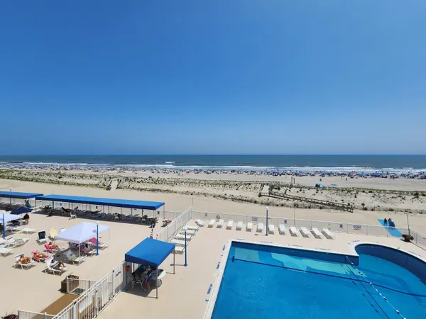 $33,000 | 9400 Atlantic Avenue, Unit 718, Margate City, NJ 08402