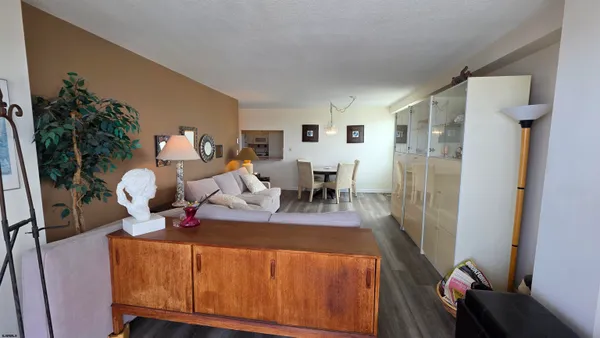 $33,000 | 9400 Atlantic Avenue, Unit 718, Margate City, NJ 08402