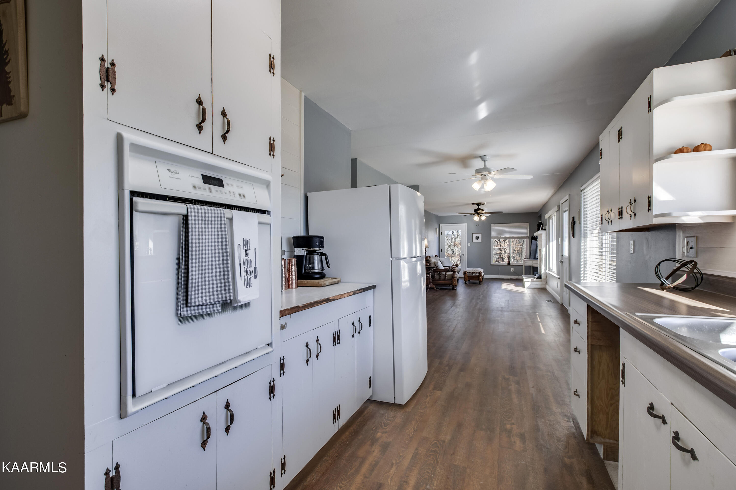 673 Chilhowee School Road Seymour, TN 37865 - Photo 12 of 47 12_ChilhoweeSchoolRoad_673_Kitchen03