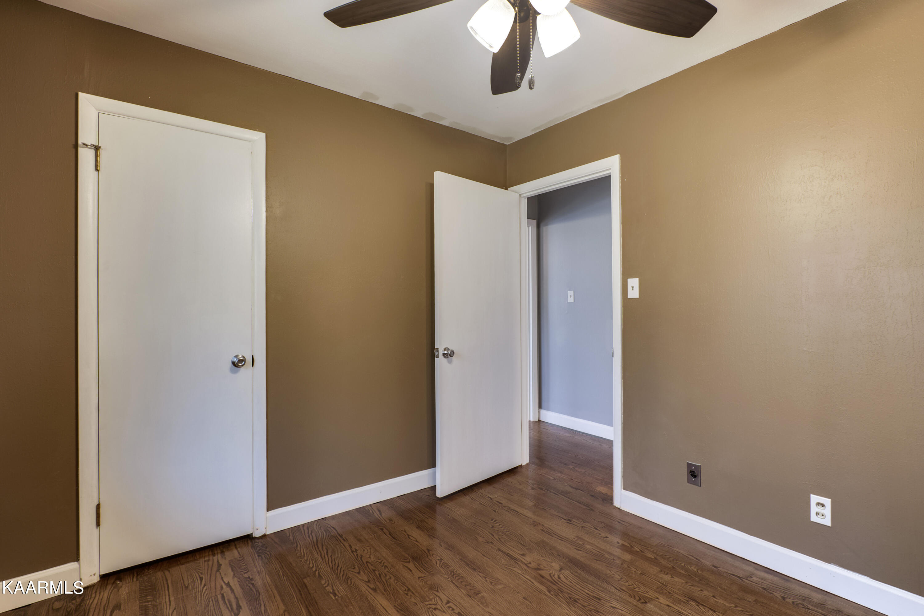 673 Chilhowee School Road Seymour, TN 37865 - Photo 20 of 47 20_ChilhoweeSchoolRoad_673_Bedroom2_02