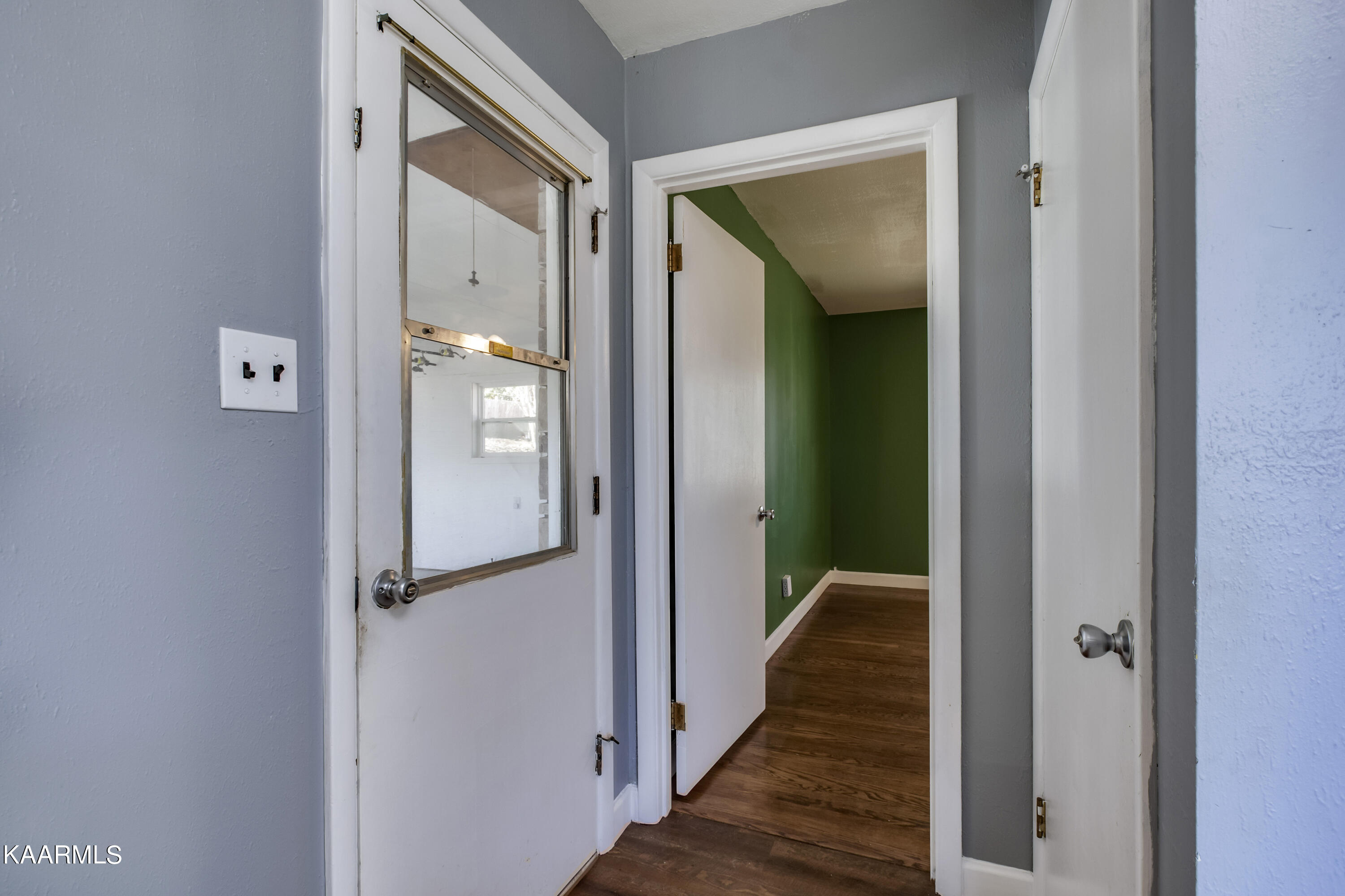 673 Chilhowee School Road Seymour, TN 37865 - Photo 31 of 47 31_ChilhoweeSchoolRoad_673_Garage-2ndMas