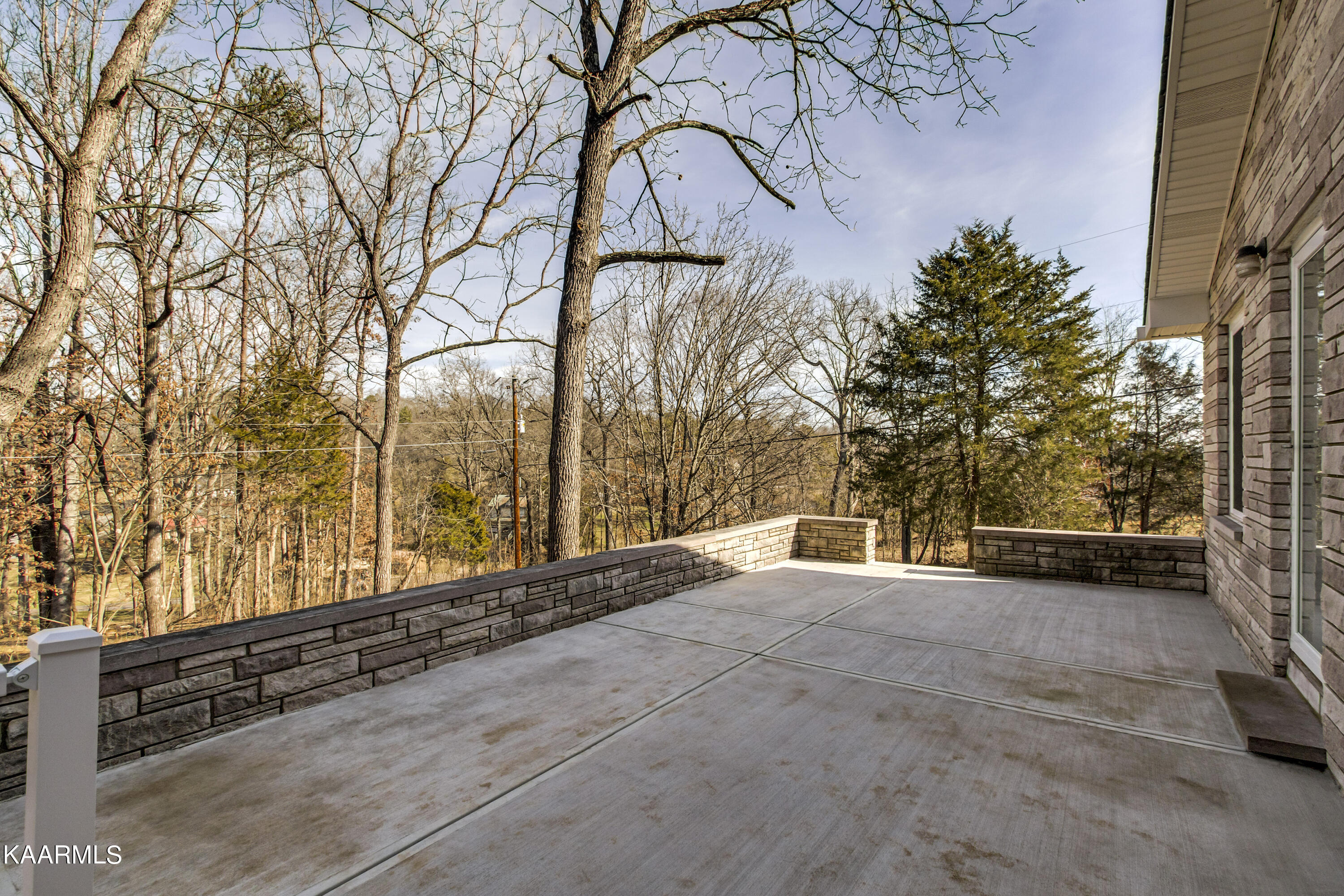 673 Chilhowee School Road Seymour, TN 37865 - Photo 38 of 47 38_ChilhoweeSchoolRoad_673_SidePorch02