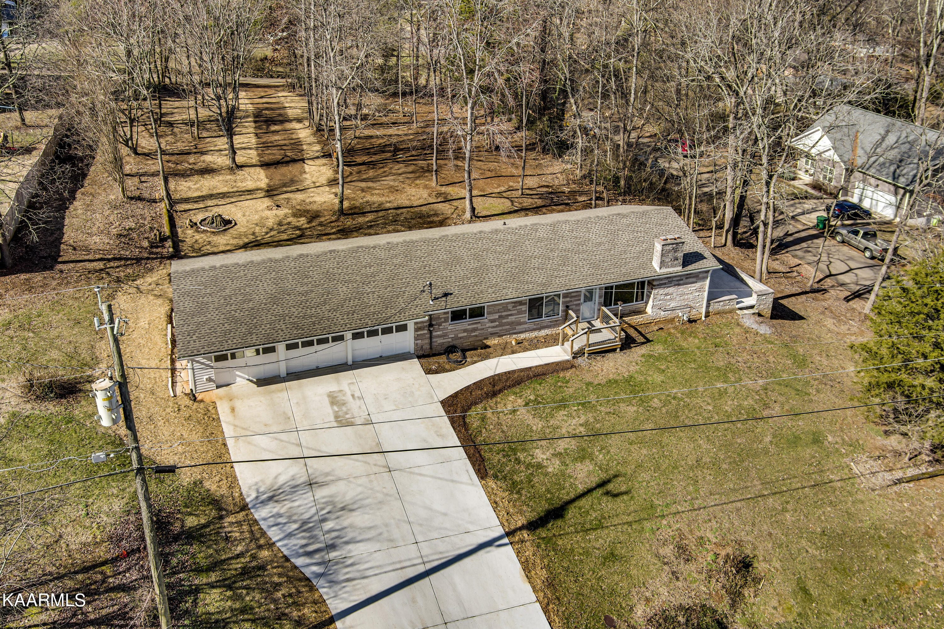 673 Chilhowee School Road Seymour, TN 37865 - Photo 42 of 47 42_ChilhoweeSchoolRoad_673_FrontElevated