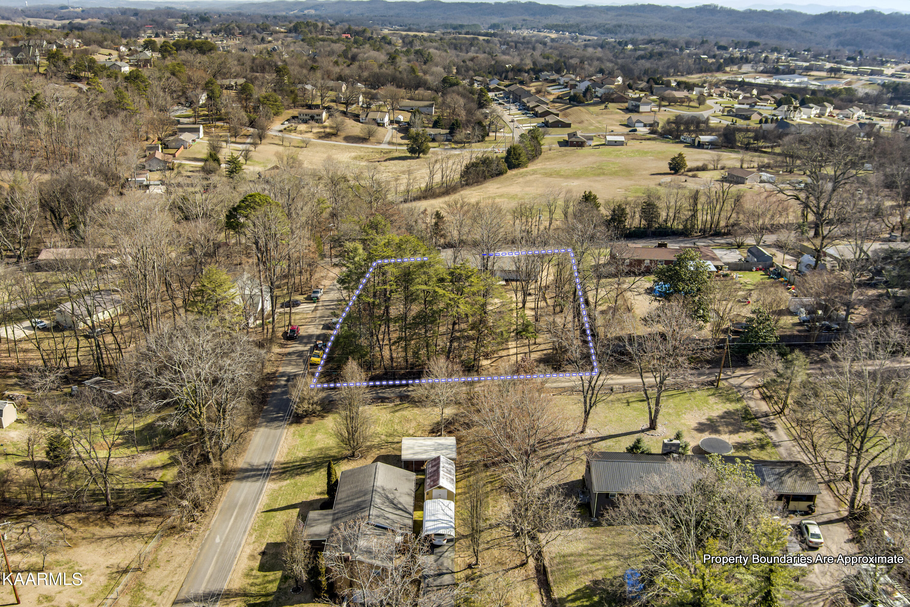 673 Chilhowee School Road Seymour, TN 37865 - Photo 45 of 47 45_ChilhoweeSchoolRoad_673_Birdseye_E