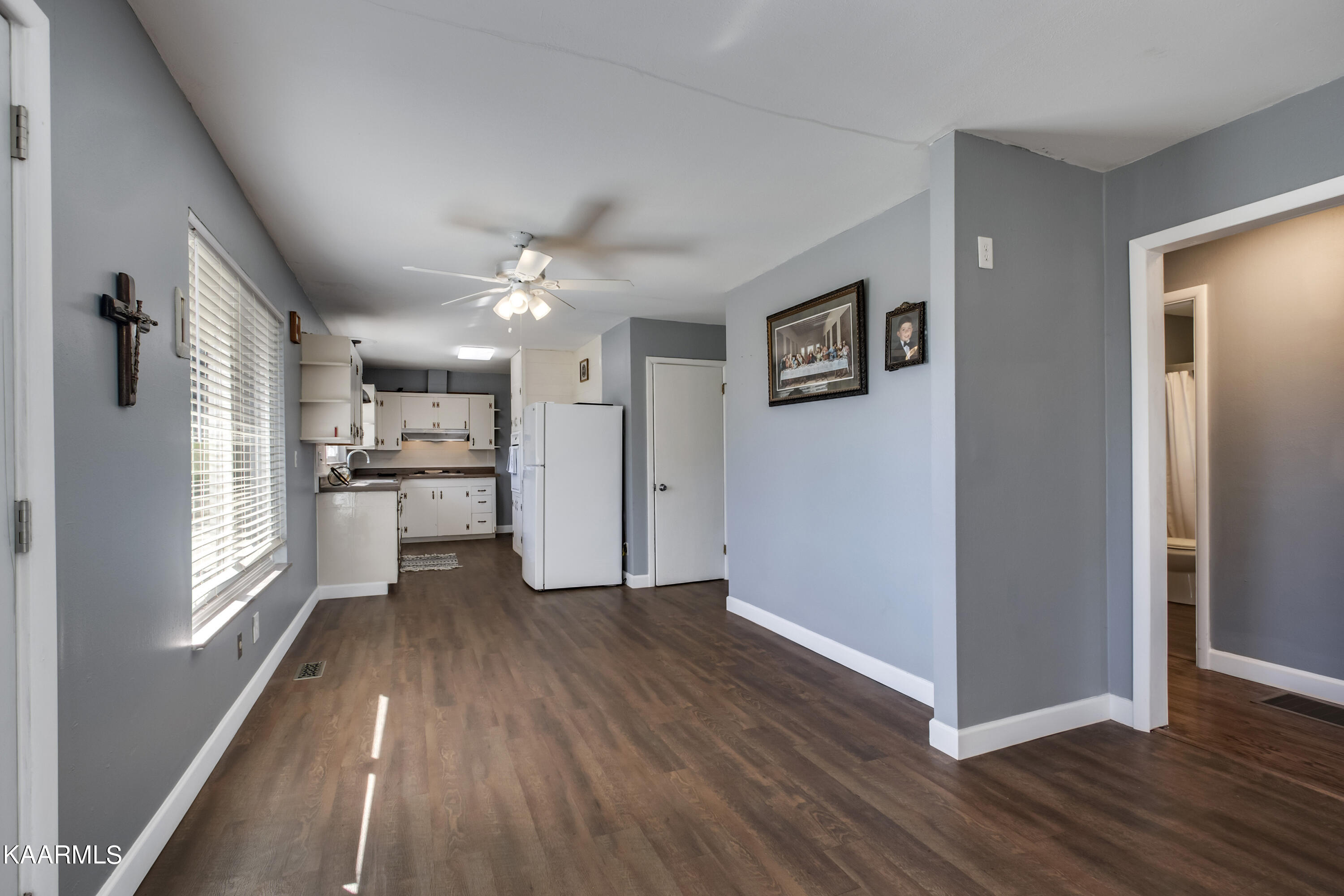 673 Chilhowee School Road Seymour, TN 37865 - Photo 8 of 47 08_ChilhoweeSchoolRoad_673_Dining01