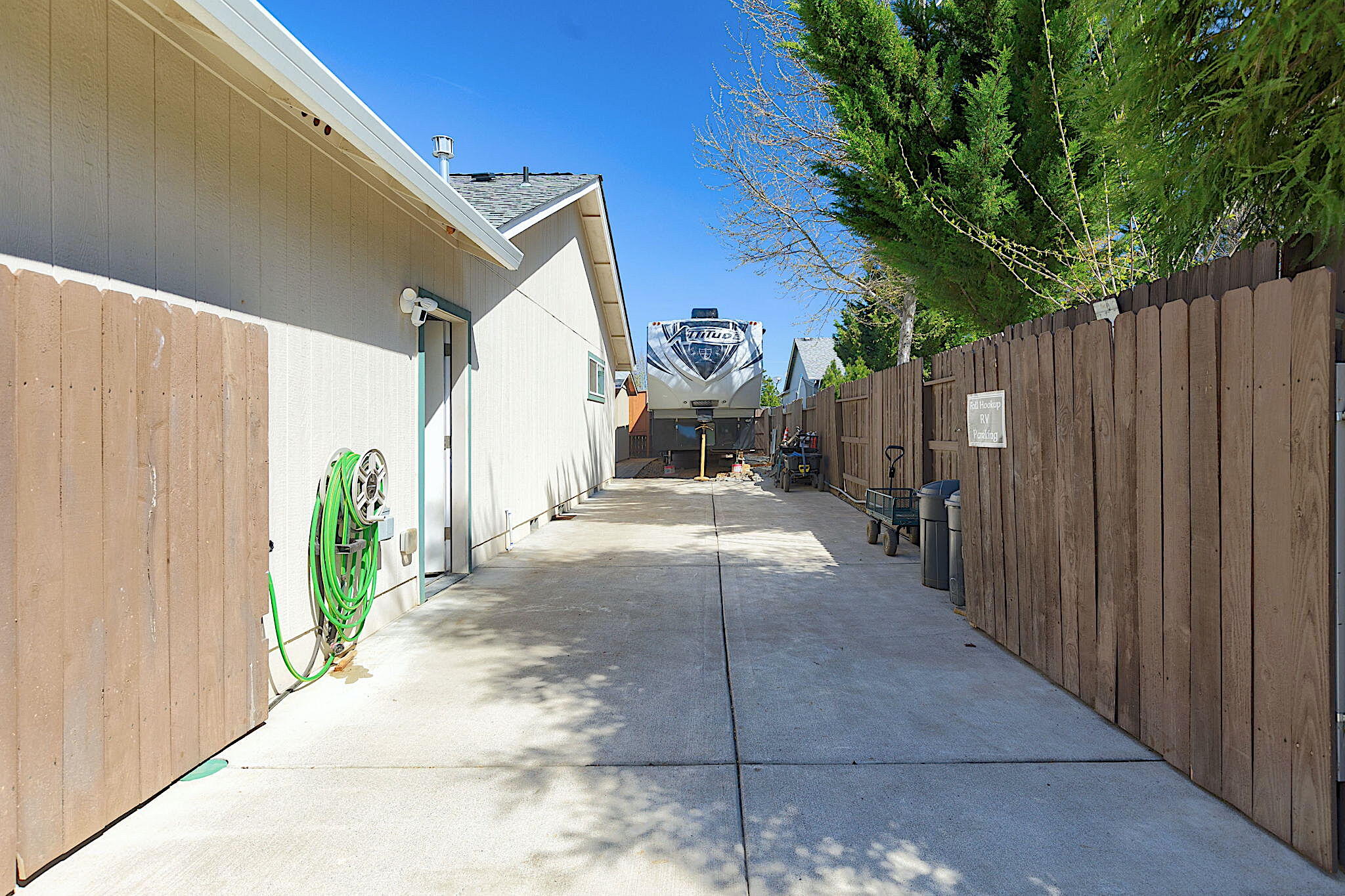 115 Tennessee View Cave Junction, OR 97523 - Photo 31 of 35 6-web-or-mls-115-tennessee-view