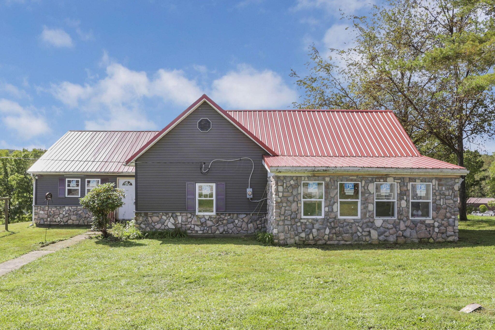 16451 Cox Road Logan, OH 43138 - Photo 1 of 48 1-web-or-mls-LO5A9421 - Copy