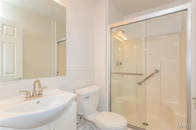 $2,555 | 1723 Gascony Parc Drive, Unit 1723, Lake St. Louis, MO 63367