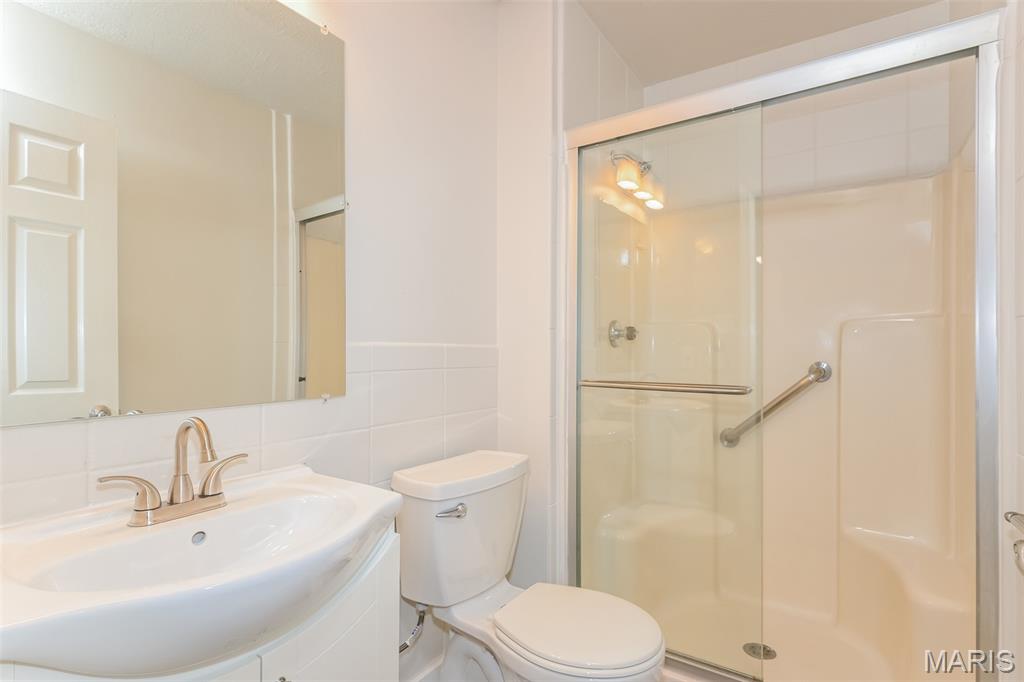 1723 Gascony Parc Drive, Unit 1723 Lake St. Louis, MO 63367 - Photo 11 of 17