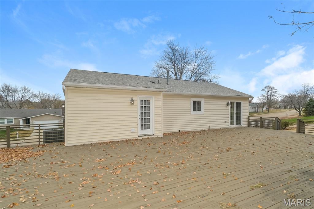 1723 Gascony Parc Drive, Unit 1723 Lake St. Louis, MO 63367 - Photo 14 of 17