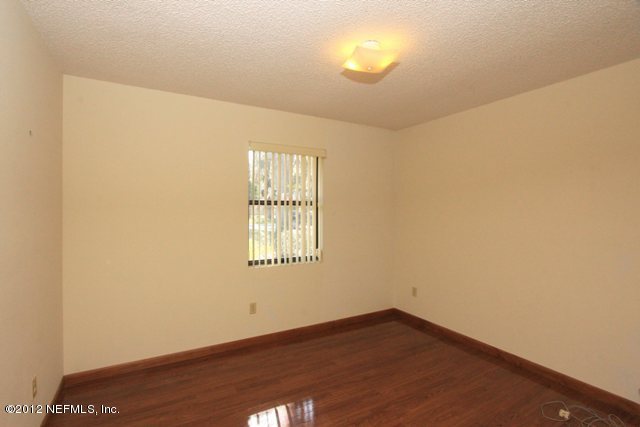 128 Riverside Drive Satsuma, FL 32189 - Photo 11 of 20 Third Bedroom