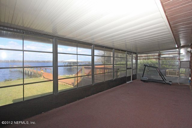 128 Riverside Drive Satsuma, FL 32189 - Photo 13 of 20 Florida Room