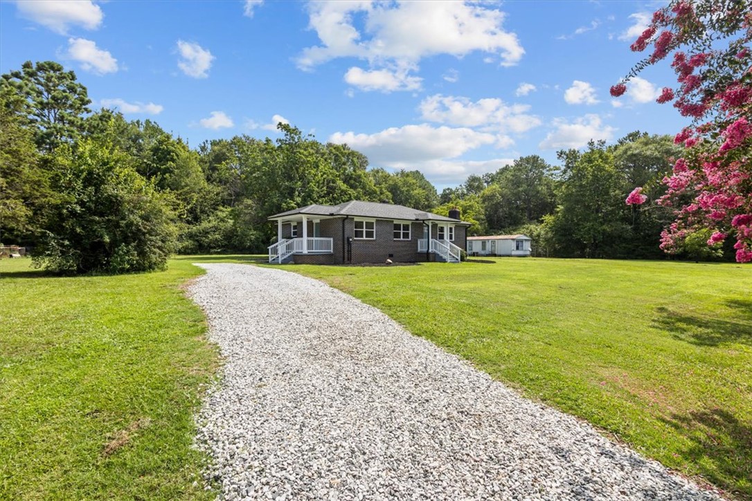117 Mulliken Road Central, SC 29630 - Photo 2 of 26