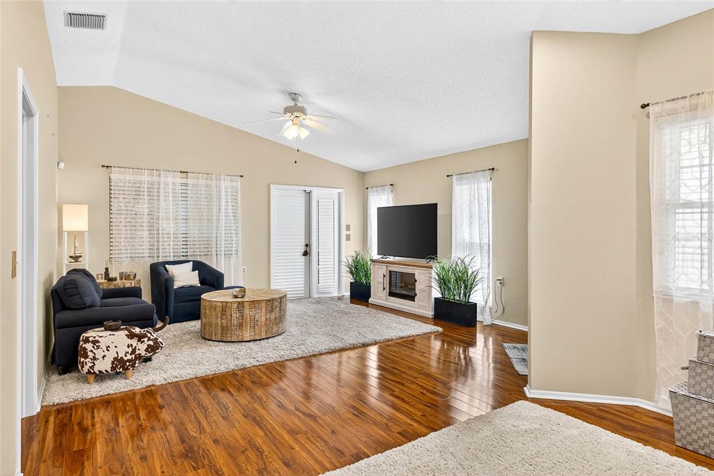 4658 Wallingford Court New Port Richey, FL 34655 - Photo 5 of 47