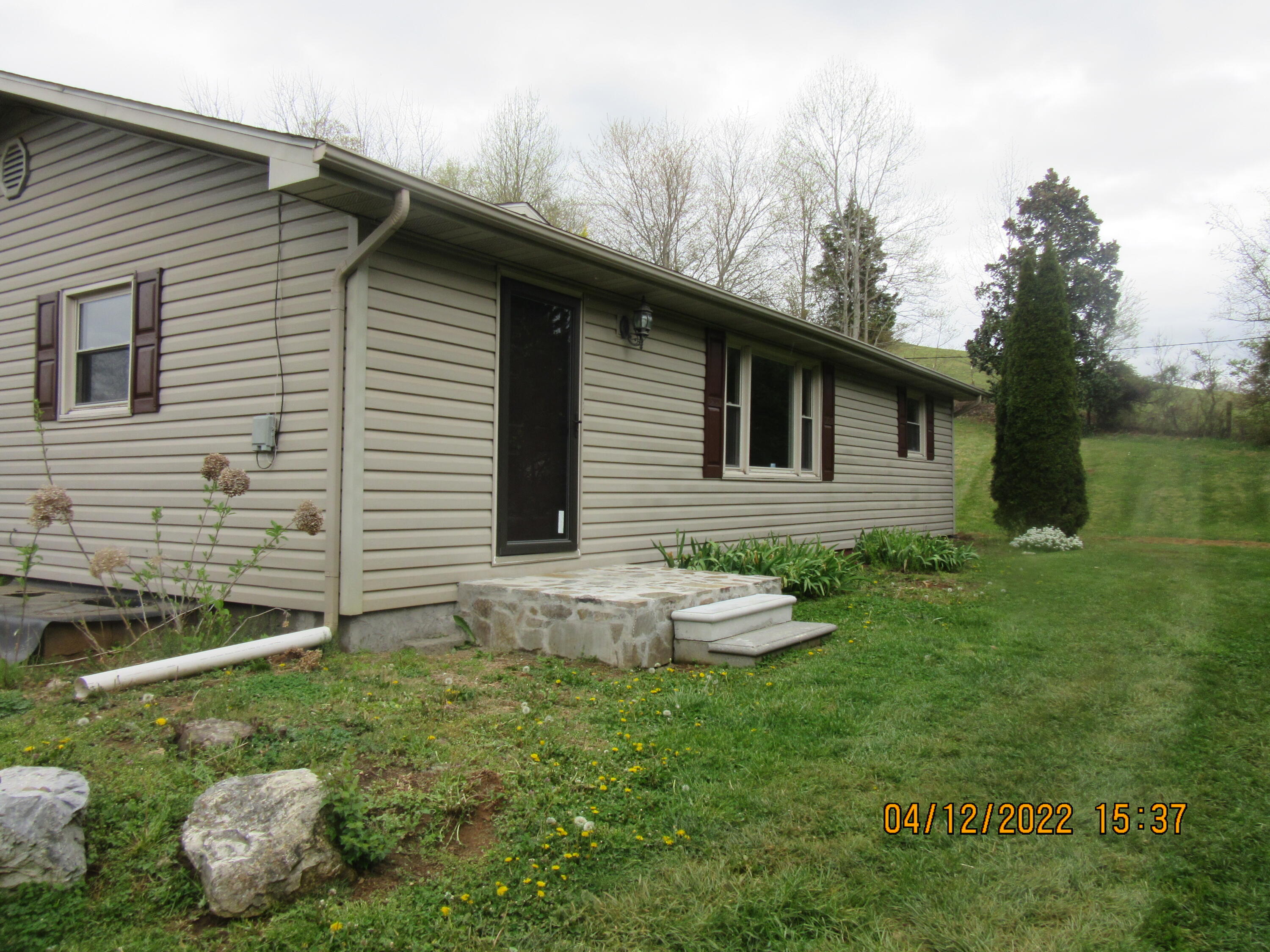 2011 Siam Road Elizabethton, TN 37643 - Photo 45 of 49 IMG_4436