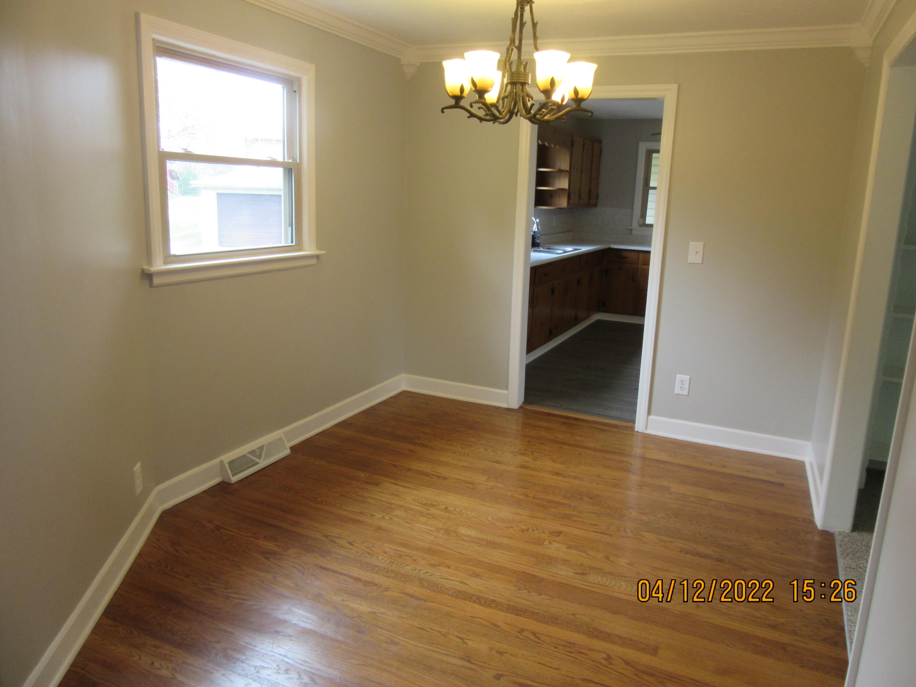 2011 Siam Road Elizabethton, TN 37643 - Photo 8 of 49 IMG_4412
