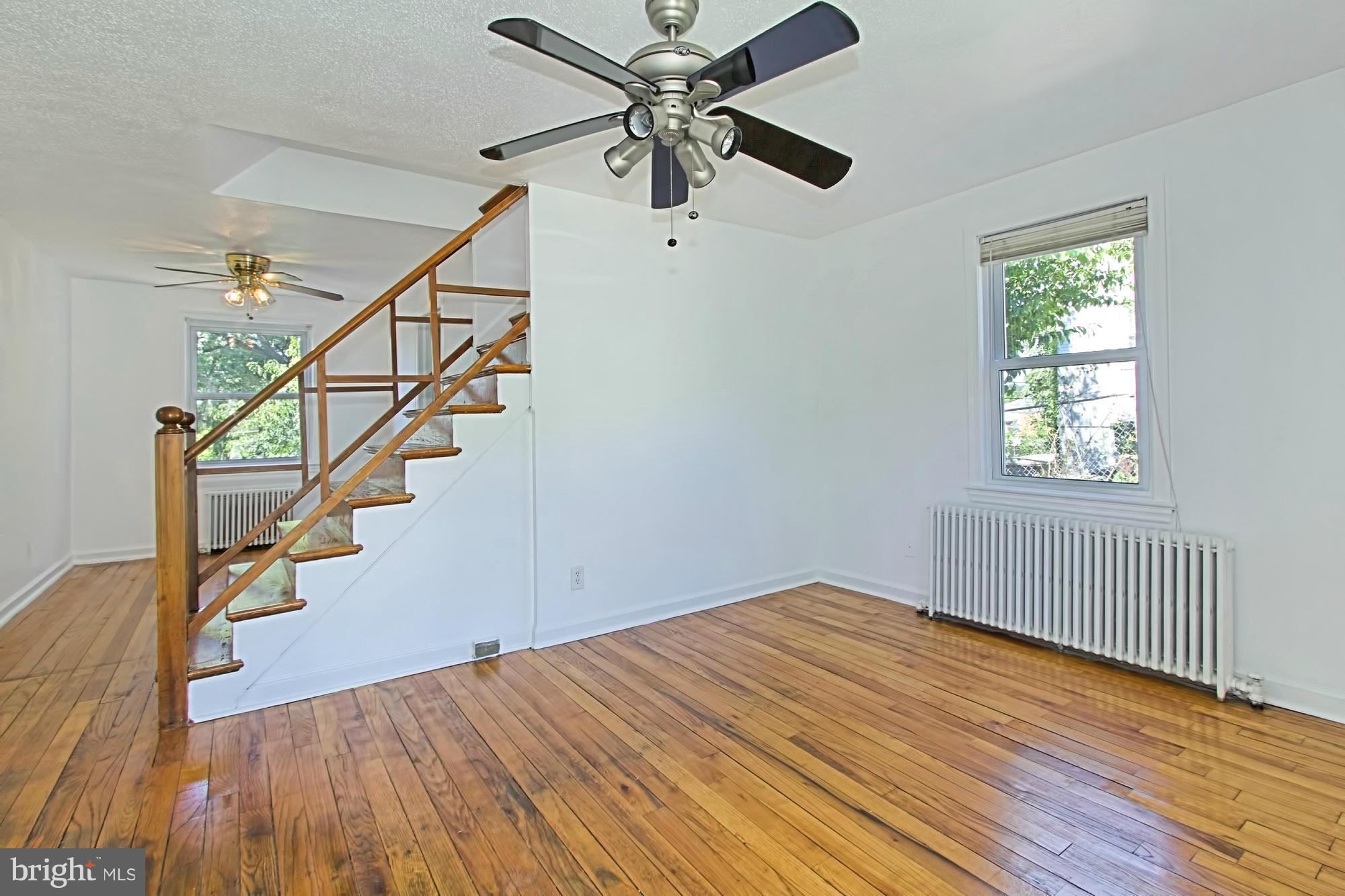 3602 Kemper Road Arlington, VA 22206 - Photo 3 of 27 Living Room