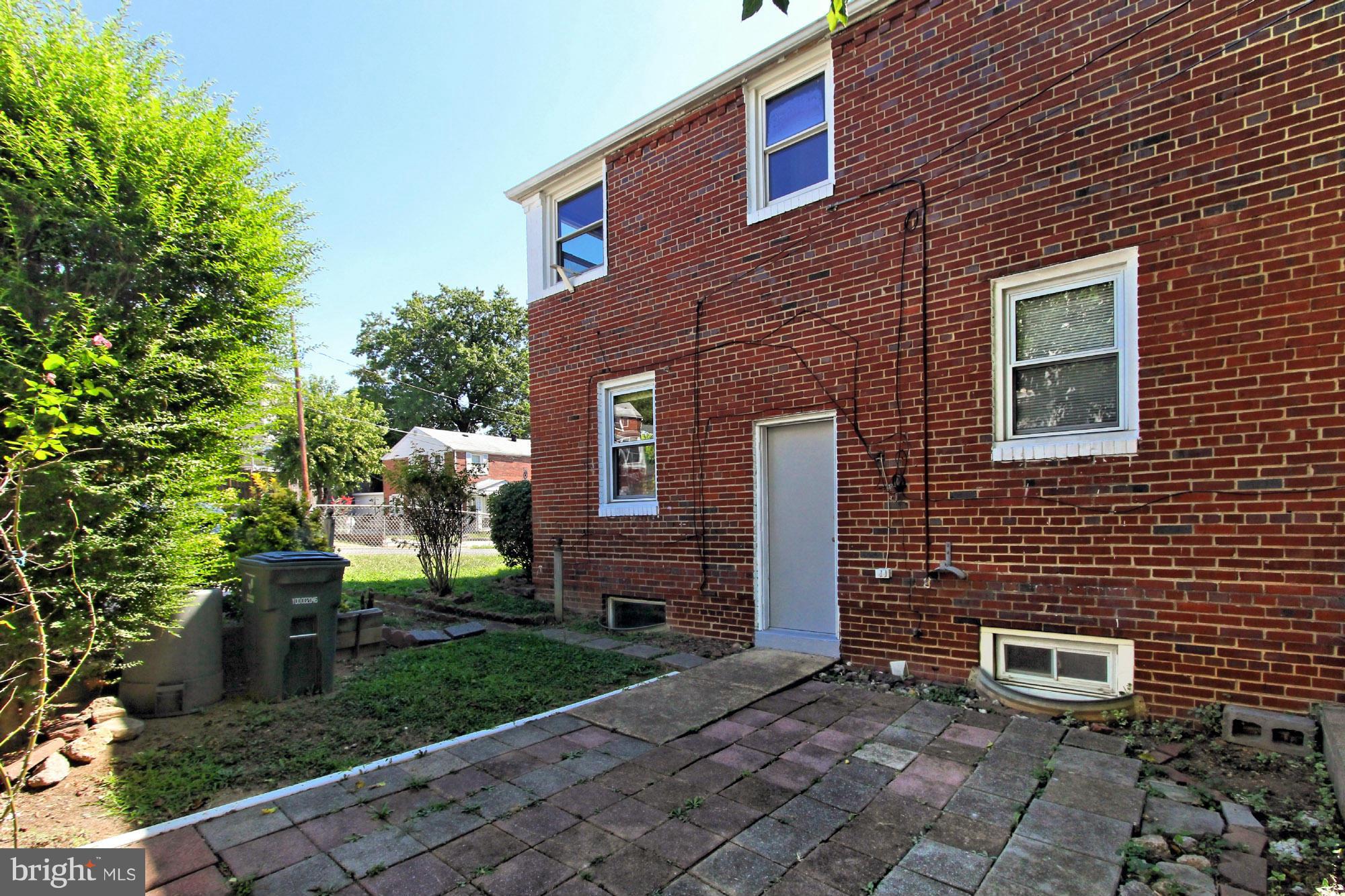 3602 Kemper Road Arlington, VA 22206 - Photo 24 of 27 Exterior (General)