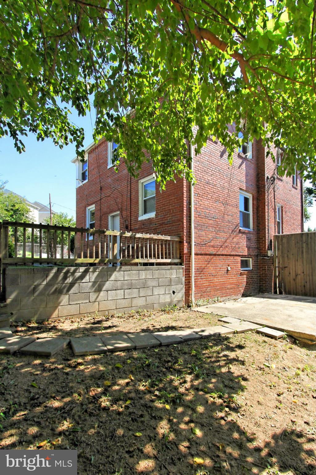 3602 Kemper Road Arlington, VA 22206 - Photo 26 of 27 Exterior (Rear)