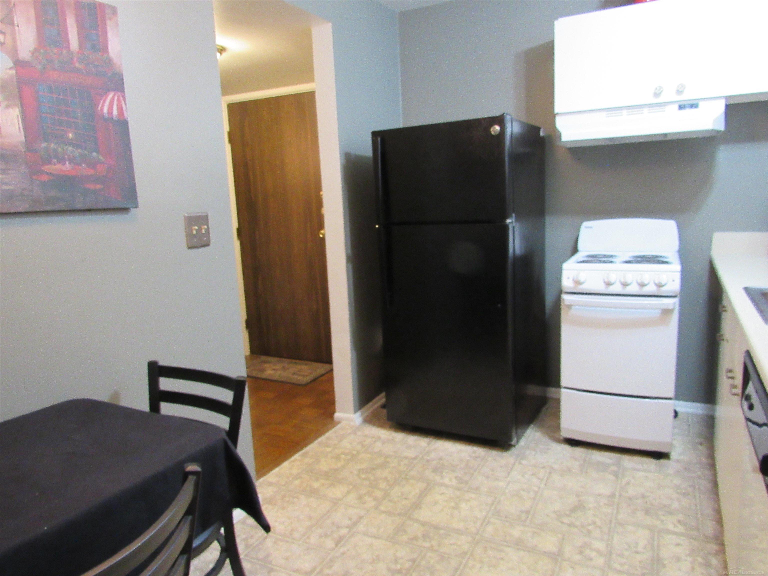 28422 West 8 Mile Road, Unit A9 Farmington Hills, MI 48336 - Photo 6 of 16