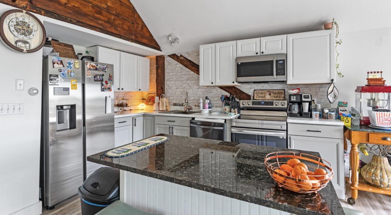 305 Gray Road Windham, ME 04062 - Photo 21 of 42 IMG_5440