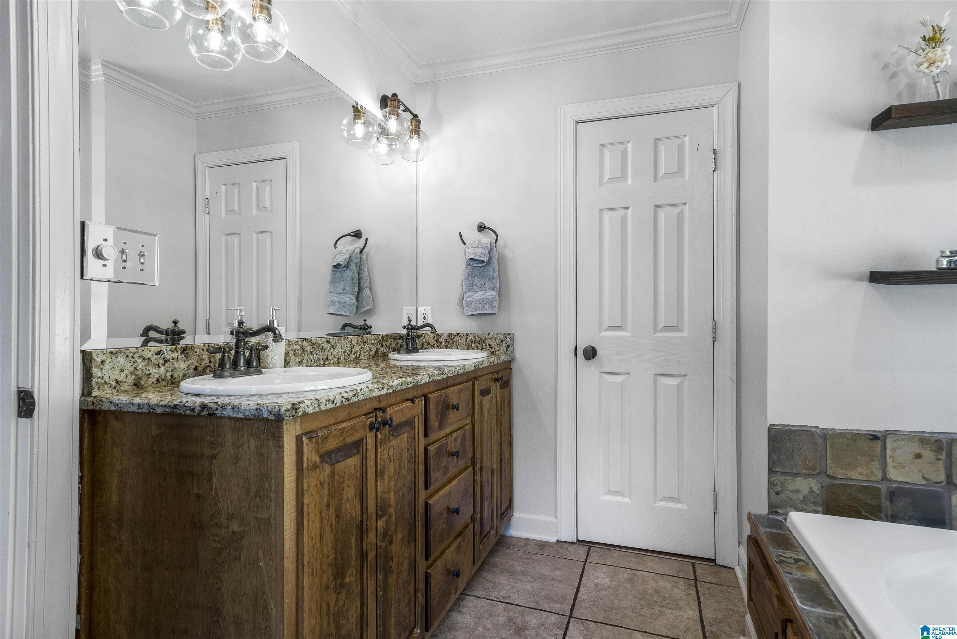 1856 Southwood Road Birmingham, AL 35216 - Photo 29 of 58