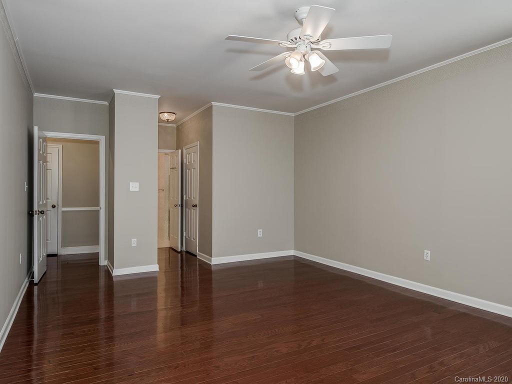 950 Cherokee Road Charlotte, NC 28207 - Photo 18 of 27 Gallery Image 18