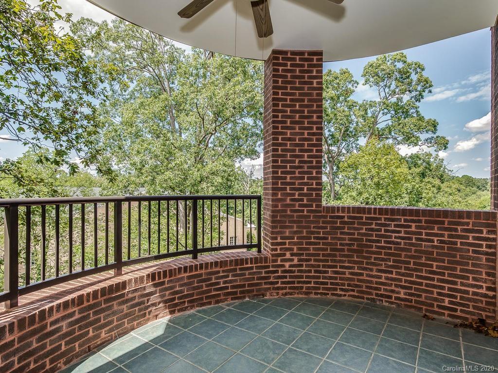 950 Cherokee Road Charlotte, NC 28207 - Photo 21 of 27 Gallery Image 21