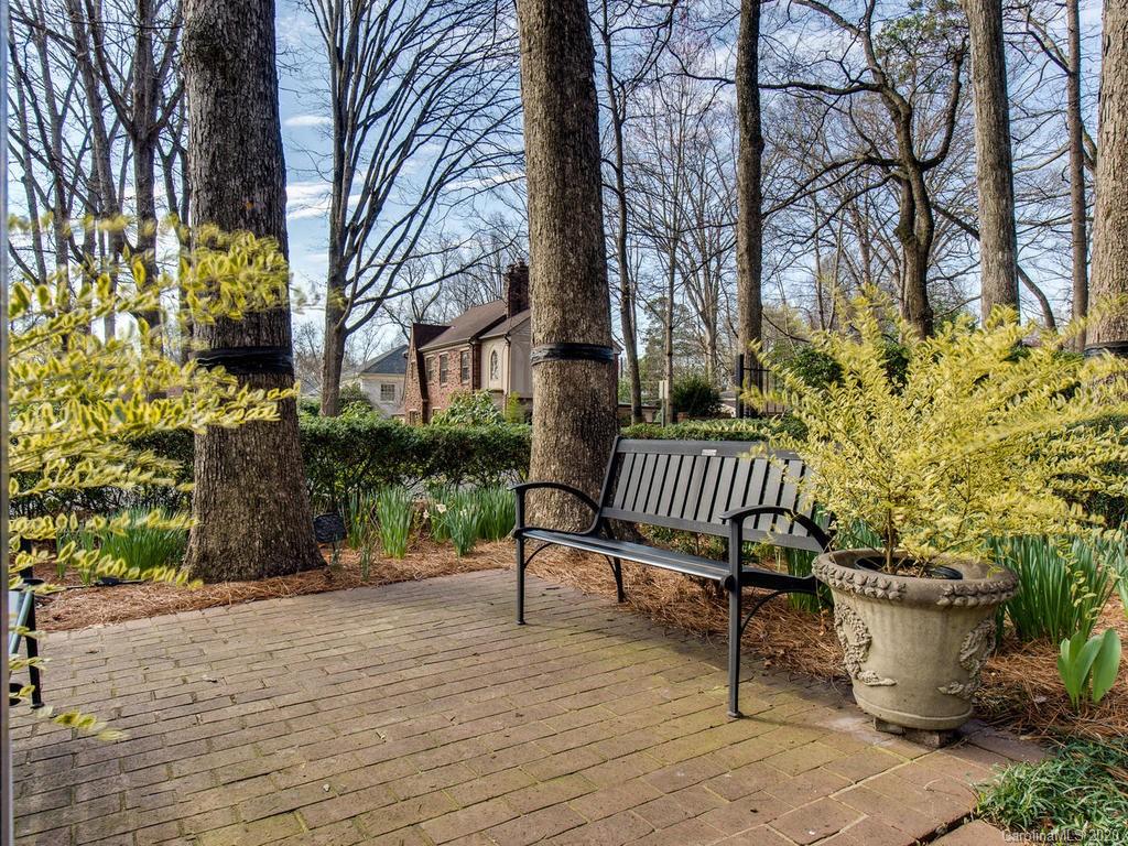 950 Cherokee Road Charlotte, NC 28207 - Photo 26 of 27 Gallery Image 26