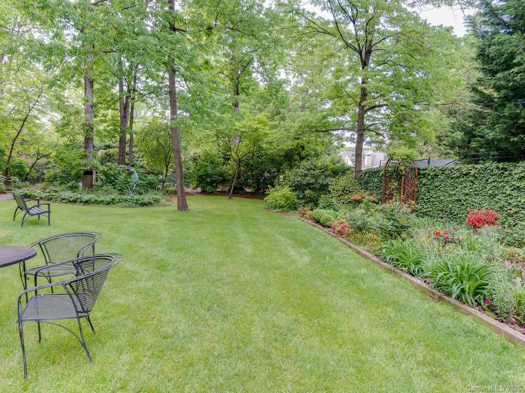 950 Cherokee Road Charlotte, NC 28207 - Photo 27 of 27 Gallery Image 27