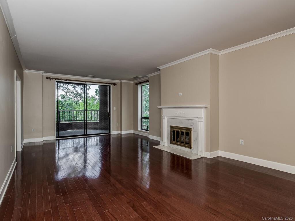 950 Cherokee Road Charlotte, NC 28207 - Photo 5 of 27 Gallery Image 5