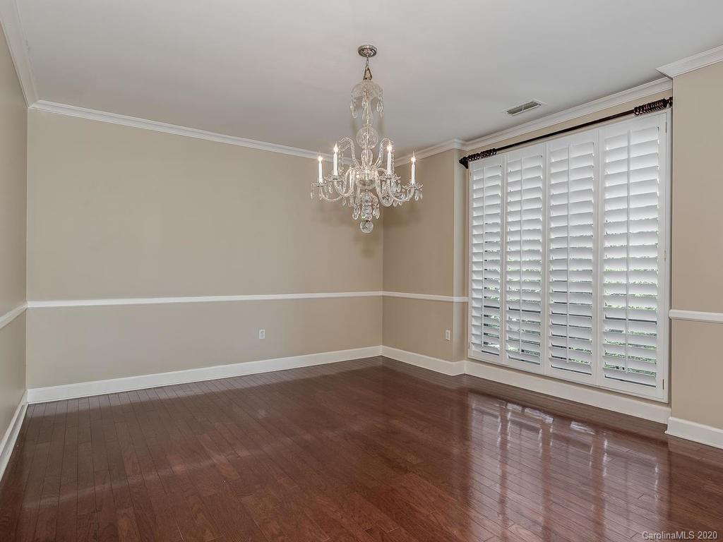 950 Cherokee Road Charlotte, NC 28207 - Photo 10 of 27 Gallery Image 10