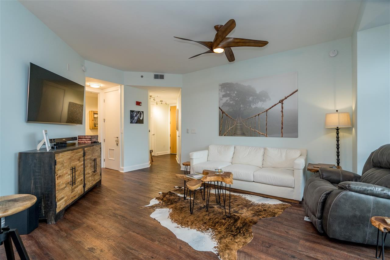 618 North Boylan Avenue, Unit 404 Raleigh, NC 27603 - Photo 8 of 29 Photo 8