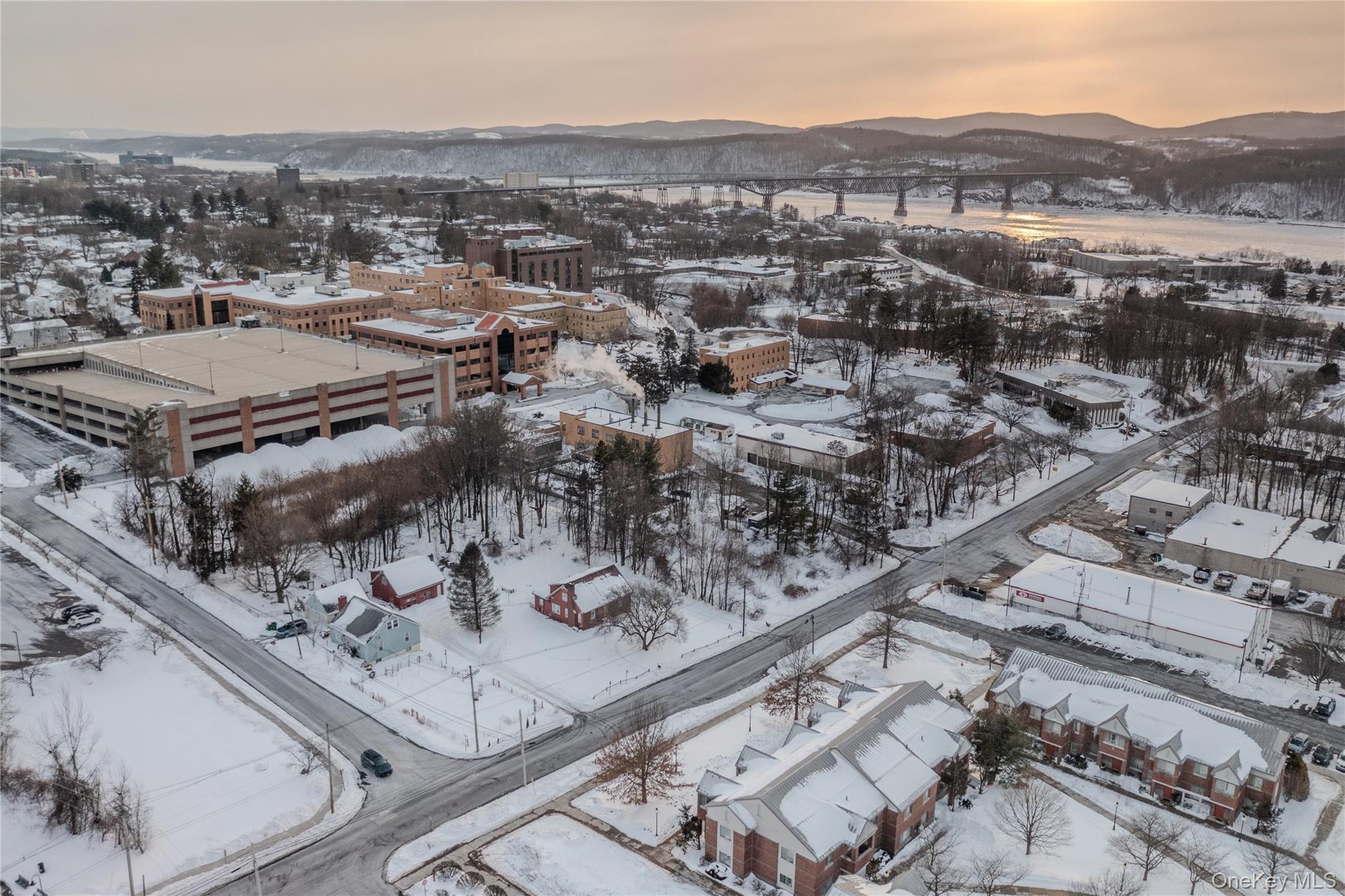 42 West Cedar Street Poughkeepsie, NY 12601 - Photo 5 of 20