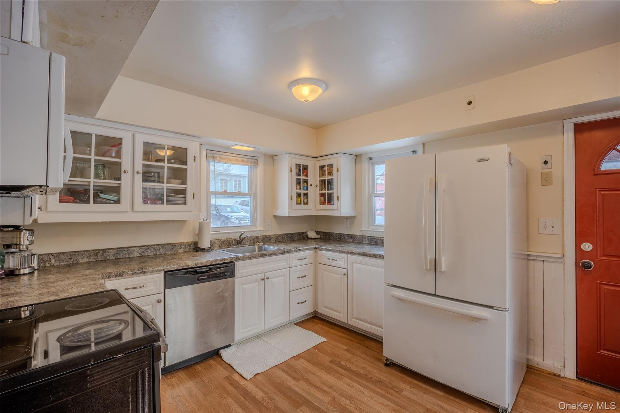 42 West Cedar Street Poughkeepsie, NY 12601 - Photo 7 of 20