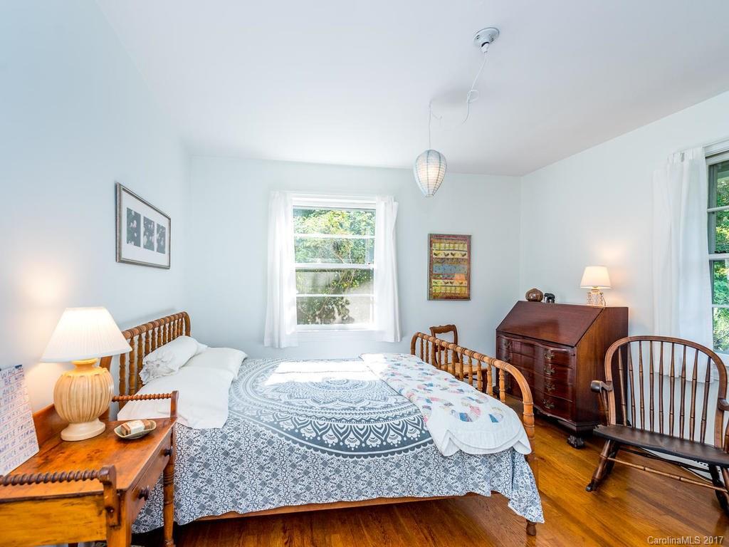 6 Huntington Road Asheville, NC 28805 - Photo 17 of 24 Gallery Image 17