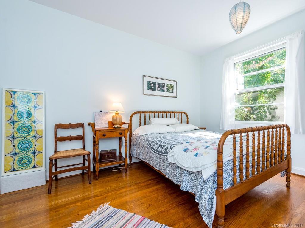 6 Huntington Road Asheville, NC 28805 - Photo 18 of 24 Gallery Image 18