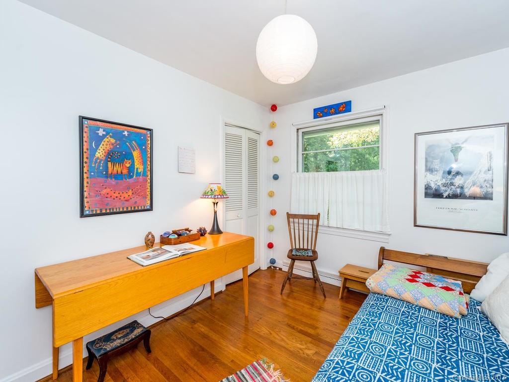 6 Huntington Road Asheville, NC 28805 - Photo 19 of 24 Gallery Image 19