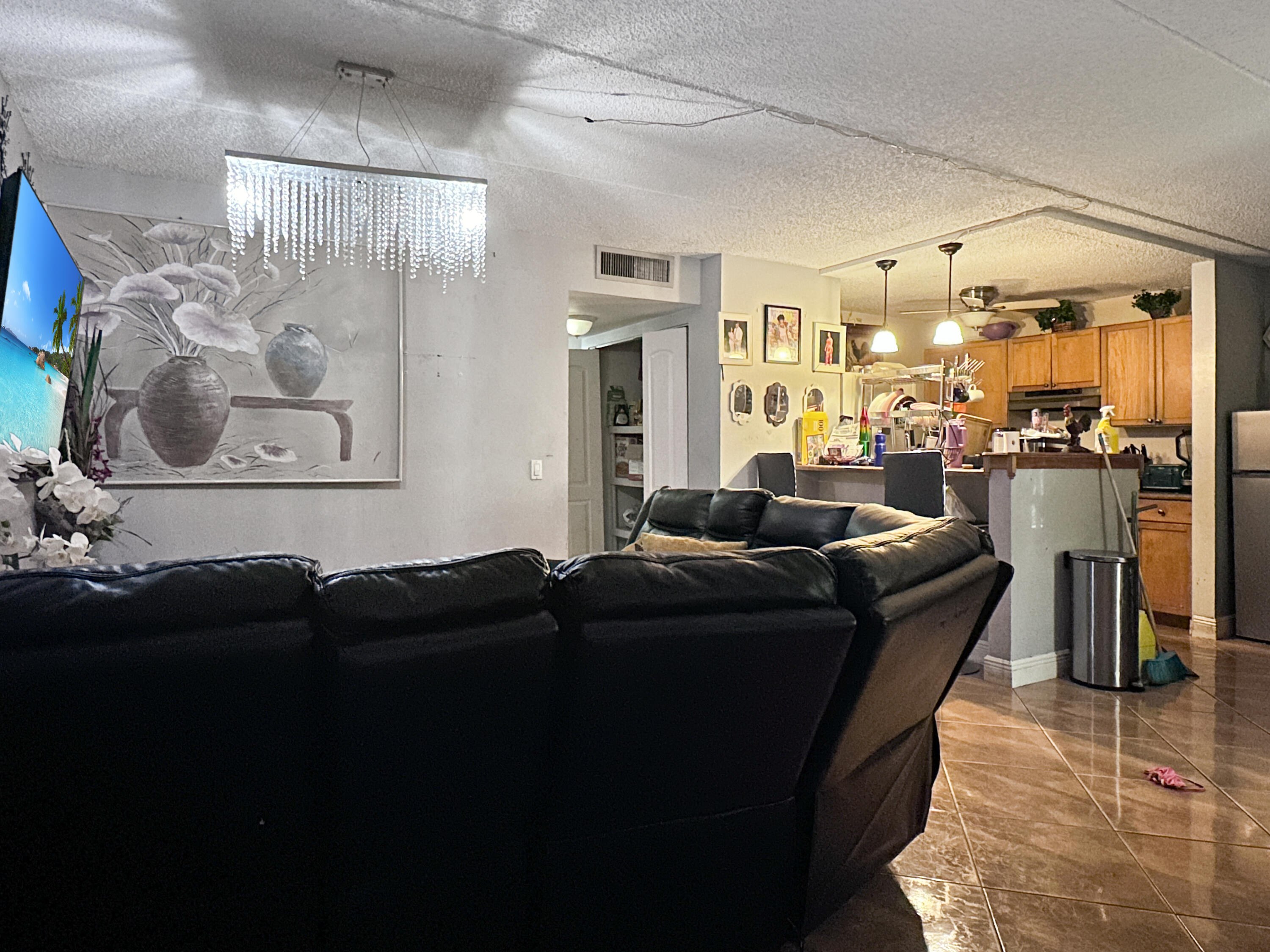 604 Meadows Circle, Unit 604 Boynton Beach, FL 33436 - Photo 3 of 15 IMG_9057