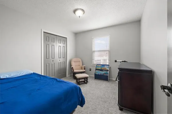 $385,000 | 1536 Southeast 11th Street, Lee's Summit, MO 64081