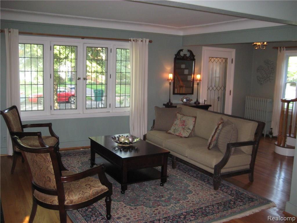 1372 Harvard Road Grosse Pointe, MI 48230 - Photo 5 of 14 IMG_0006.JPG