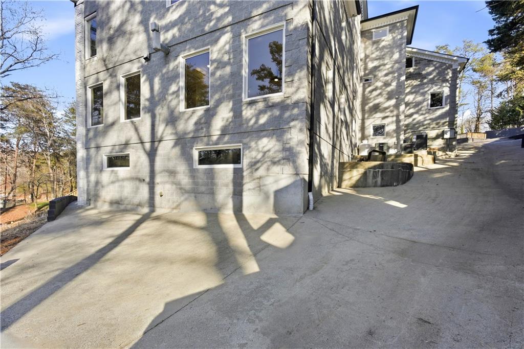 2390 Peachtree Road Cumming, GA 30041 - Photo 70 of 82