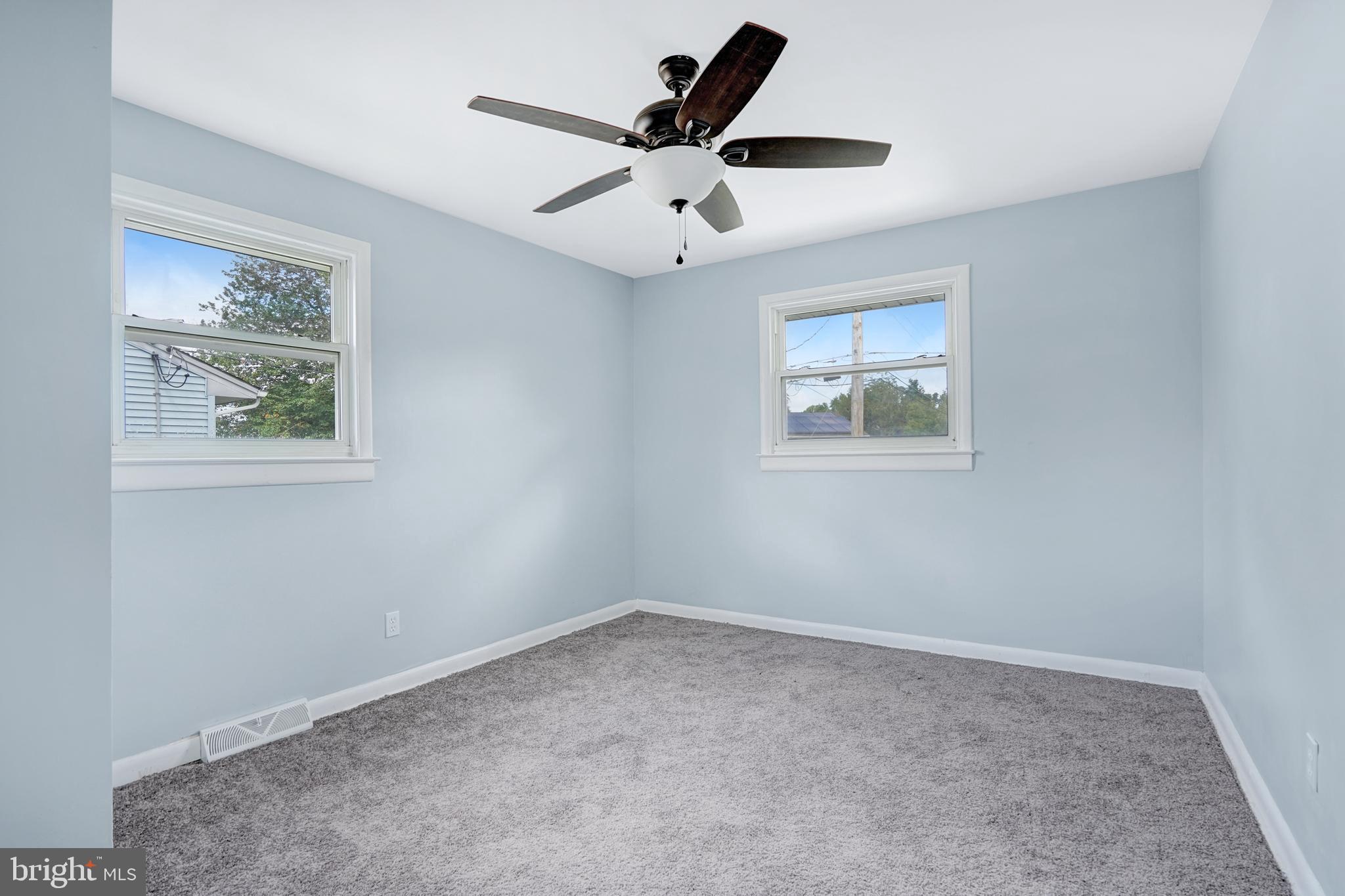 216 Aman Avenue Clementon, NJ 08021 - Photo 28 of 38