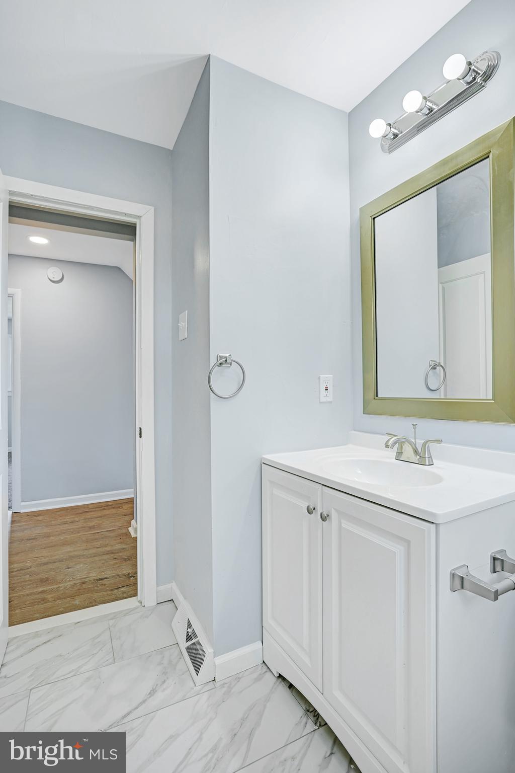 216 Aman Avenue Clementon, NJ 08021 - Photo 33 of 38