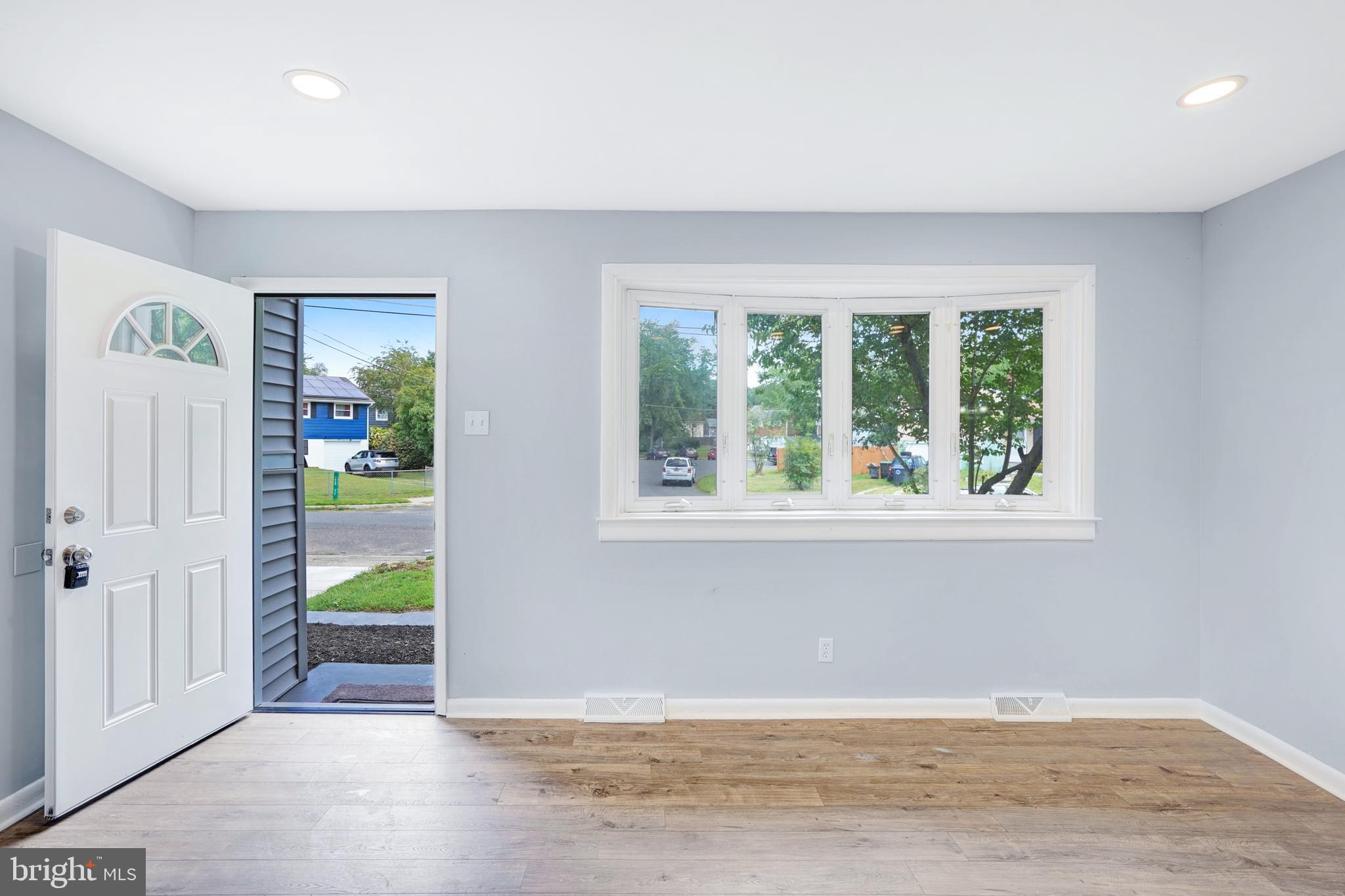 216 Aman Avenue Clementon, NJ 08021 - Photo 34 of 38