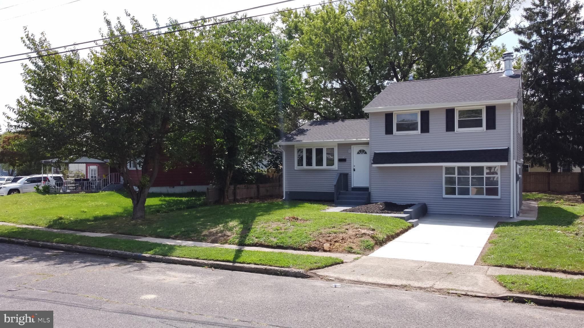 216 Aman Avenue Clementon, NJ 08021 - Photo 5 of 38