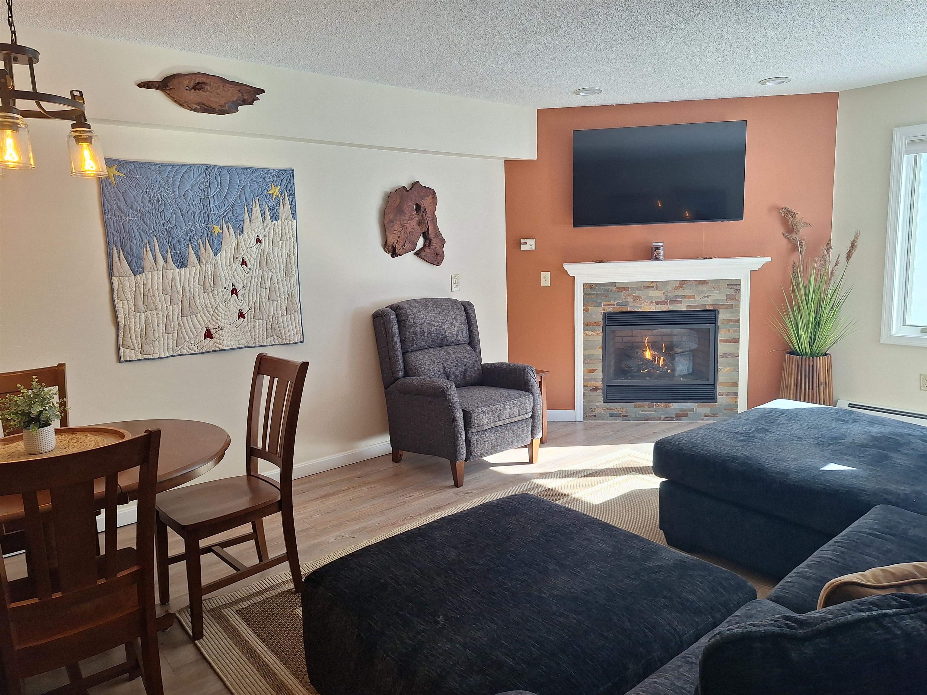 55 Alpine Drive, Unit H104 Killington, VT 05751 - Photo 5 of 31